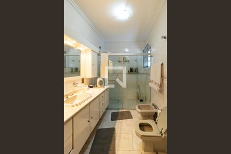 Casa à venda com 225m², 3 quartos e 5 vagas Casa à venda com 225m², 3 quartos e 5 vagasBanheiro da Suíte 3