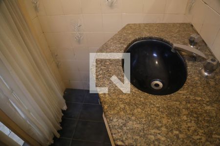 Casa à venda com 155m², 4 quartos e 2 vagasLavabo