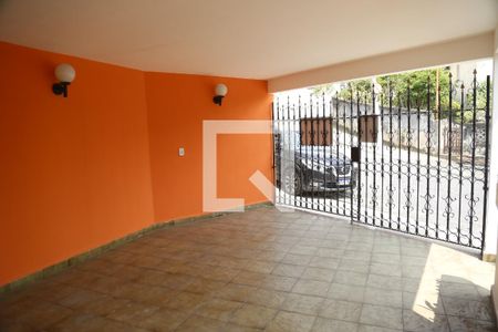 Casa à venda com 155m², 4 quartos e 2 vagasGaragem
