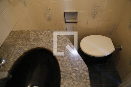 Casa à venda com 155m², 4 quartos e 2 vagasLavabo