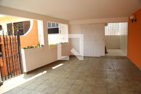 Casa à venda com 155m², 4 quartos e 2 vagasGaragem
