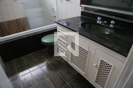 Casa à venda com 155m², 4 quartos e 2 vagasBanheiro Social