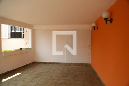 Casa à venda com 155m², 4 quartos e 2 vagasGaragem