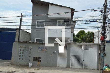Casa de condomínio à venda com 75m², 2 quartos e 1 vaga Casa de condomínio à venda com 75m², 2 quartos e 1 vagaFachada