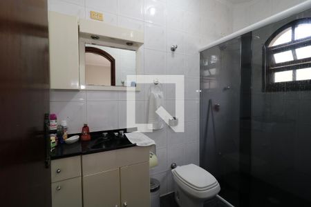 Casa à venda com 258m², 4 quartos e 5 vagasBanheiro da Suíte 1