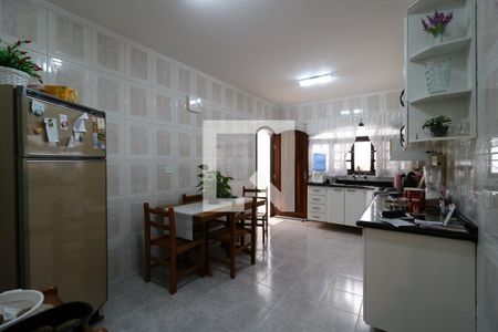 Casa à venda com 258m², 4 quartos e 5 vagasCozinha