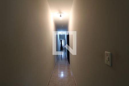 Casa à venda com 258m², 4 quartos e 5 vagasCorredor