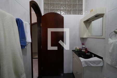 Casa à venda com 258m², 4 quartos e 5 vagasBanheiro da Suíte 1