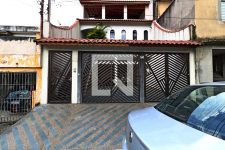 Casa à venda com 258m², 4 quartos e 5 vagasFachada