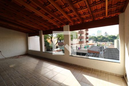 Casa à venda com 258m², 4 quartos e 5 vagasVaranda Frente