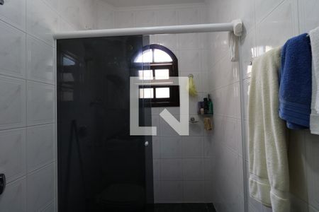 Casa à venda com 258m², 4 quartos e 5 vagasBanheiro da Suíte 1