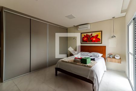 Casa à venda com 170m², 3 quartos e 8 vagas Casa à venda com 170m², 3 quartos e 8 vagasSuíte 1