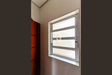 Casa à venda com 170m², 3 quartos e 8 vagas Casa à venda com 170m², 3 quartos e 8 vagasLavabo