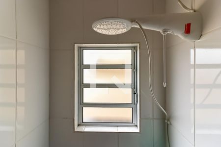 Casa à venda com 170m², 3 quartos e 8 vagas Casa à venda com 170m², 3 quartos e 8 vagasBanheiro de serviço