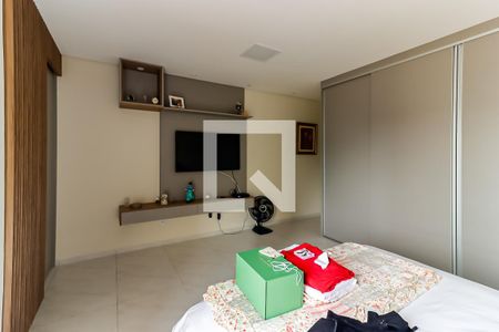 Casa à venda com 170m², 3 quartos e 8 vagas Casa à venda com 170m², 3 quartos e 8 vagasSuíte 1