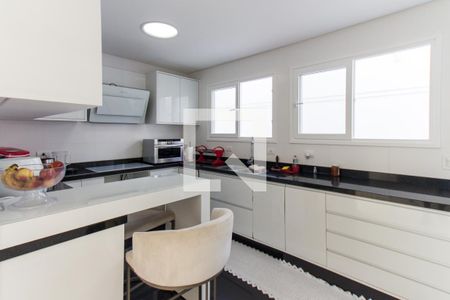 Casa de condomínio à venda com 700m², 4 quartos e 6 vagasCozinha