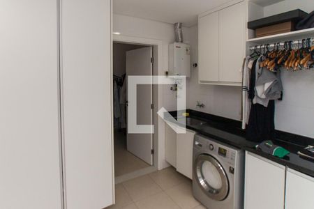 Casa de condomínio à venda com 700m², 4 quartos e 6 vagasÁrea de Serviço