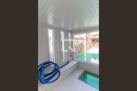 Casa de condomínio à venda com 700m², 4 quartos e 6 vagasSauna  