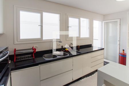 Casa de condomínio à venda com 700m², 4 quartos e 6 vagasCozinha