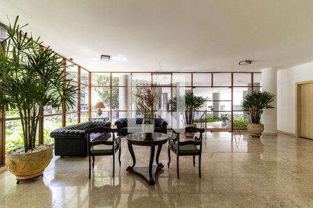 Apartamento à venda com 264m², 4 quartos e 2 vagasHall Social