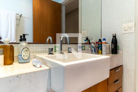 Apartamento à venda com 264m², 4 quartos e 2 vagasBanheiro Social - Torneira