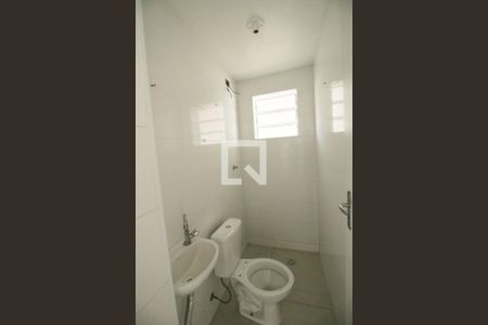 Banheiro de kitnet/studio para alugar com 1 quarto, 30m² em Jardim Alfredo, São Paulo