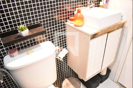 Apartamento para alugar com 56m², 2 quartos e 2 vagasBanheiro