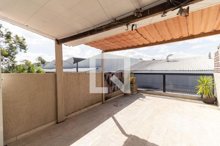 Casa à venda com 210m², 3 quartos e 2 vagasVaranda 