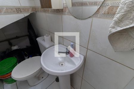 Casa à venda com 210m², 3 quartos e 2 vagasLavabo