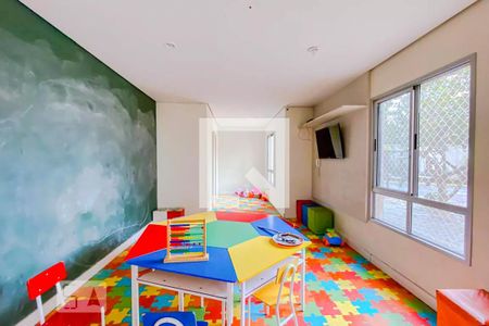 Apartamento à venda com 48m², 2 quartos e 1 vaga Apartamento à venda com 48m², 2 quartos e 1 vagaÁrea comum - Brinquedoteca