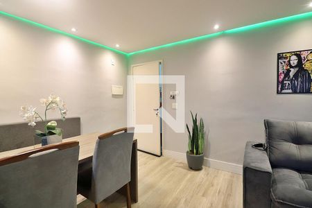 Sala de apartamento à venda com 2 quartos, 50m² em Parque Erasmo Assunção, Santo André