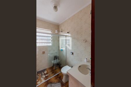 Casa à venda com 262m², 5 quartos e 3 vagas Casa à venda com 262m², 5 quartos e 3 vagasBanheiro