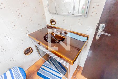 Casa à venda com 262m², 5 quartos e 3 vagas Casa à venda com 262m², 5 quartos e 3 vagasPia