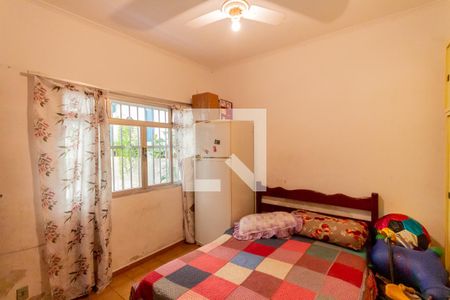Casa à venda com 262m², 5 quartos e 3 vagas Casa à venda com 262m², 5 quartos e 3 vagasQuarto 4