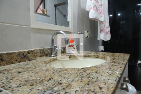 Apartamento à venda com 126m², 3 quartos e 3 vagasBanheiro da Suíte 1