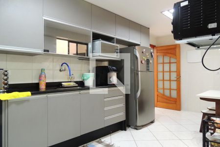 Apartamento à venda com 126m², 3 quartos e 3 vagasCozinha - Armários