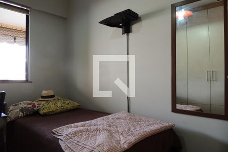 Apartamento à venda com 126m², 3 quartos e 3 vagasQuarto 2