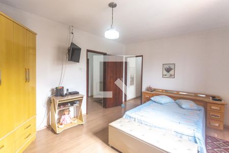 Casa à venda com 260m², 3 quartos e 5 vagas Casa à venda com 260m², 3 quartos e 5 vagasSuíte