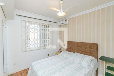 Casa de condomínio à venda com 344m², 4 quartos e 3 vagas Casa de condomínio à venda com 344m², 4 quartos e 3 vagasQuarto 2