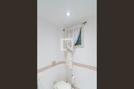 Casa de condomínio à venda com 344m², 4 quartos e 3 vagas Casa de condomínio à venda com 344m², 4 quartos e 3 vagasBanheiro