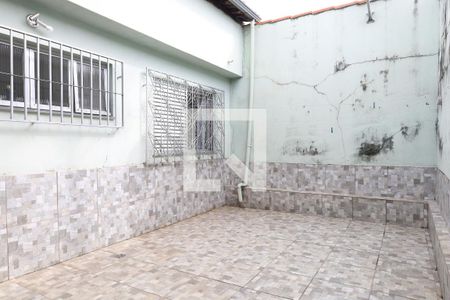 Casa à venda com 208m², 4 quartos e 7 vagas Casa à venda com 208m², 4 quartos e 7 vagasÁrea externa