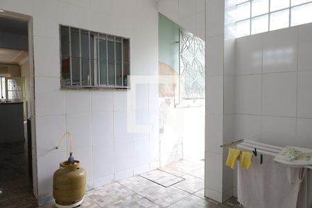 Casa à venda com 208m², 4 quartos e 7 vagas Casa à venda com 208m², 4 quartos e 7 vagasÁrea de serviço