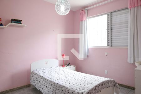 Casa à venda com 208m², 4 quartos e 7 vagas Casa à venda com 208m², 4 quartos e 7 vagasQuarto 2