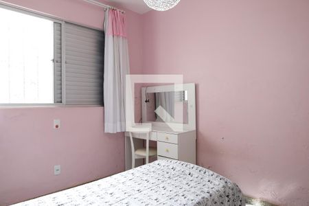 Casa à venda com 208m², 4 quartos e 7 vagas Casa à venda com 208m², 4 quartos e 7 vagasQuarto 2