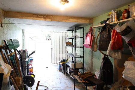 Casa à venda com 208m², 4 quartos e 7 vagas Casa à venda com 208m², 4 quartos e 7 vagasGaragem