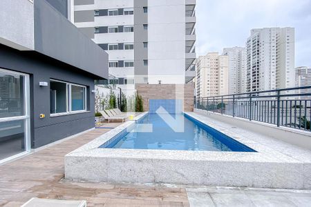Studio à venda com 21m², 1 quarto e sem vagaÁrea comum - Piscina