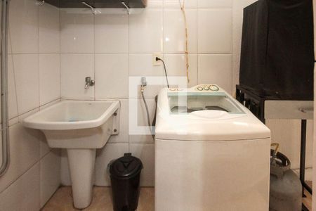 Casa de condomínio à venda com 129m², 3 quartos e 3 vagas Casa de condomínio à venda com 129m², 3 quartos e 3 vagasÁrea de Serviço