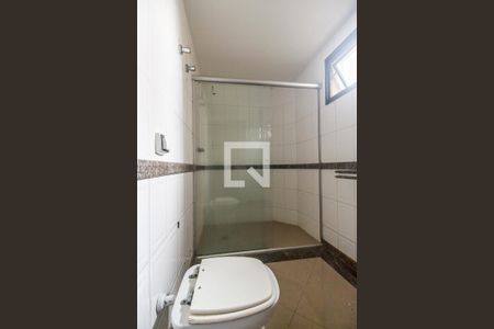 Apartamento à venda com 284m², 4 quartos e 4 vagas Apartamento à venda com 284m², 4 quartos e 4 vagasBanheiro da Suíte 2