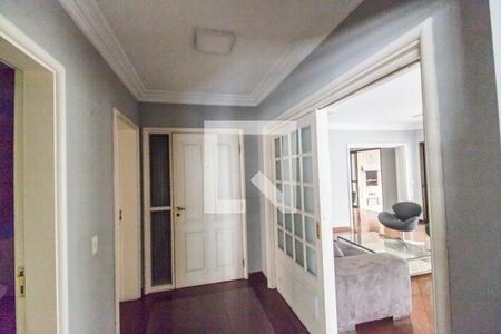 Apartamento à venda com 284m², 4 quartos e 4 vagas Apartamento à venda com 284m², 4 quartos e 4 vagasEntrada