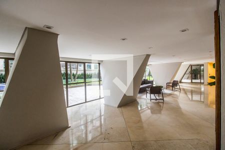 Apartamento à venda com 284m², 4 quartos e 4 vagas Apartamento à venda com 284m², 4 quartos e 4 vagasEntrada